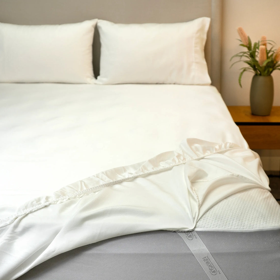Signature Tencel™ Tailored Neverslip™ Fitted Sheets and Pillowcases