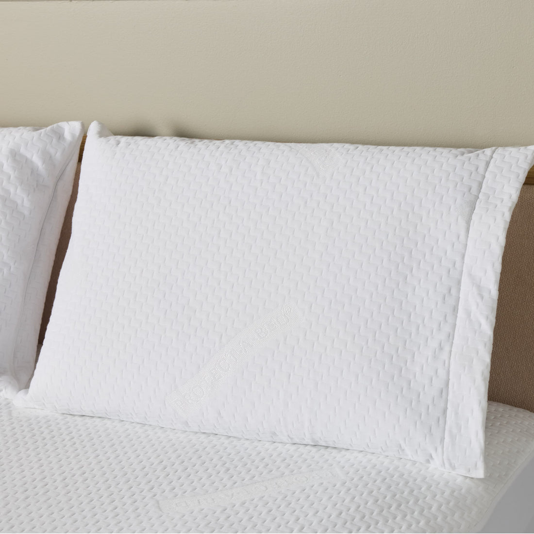The Miracle! Pillow Protector